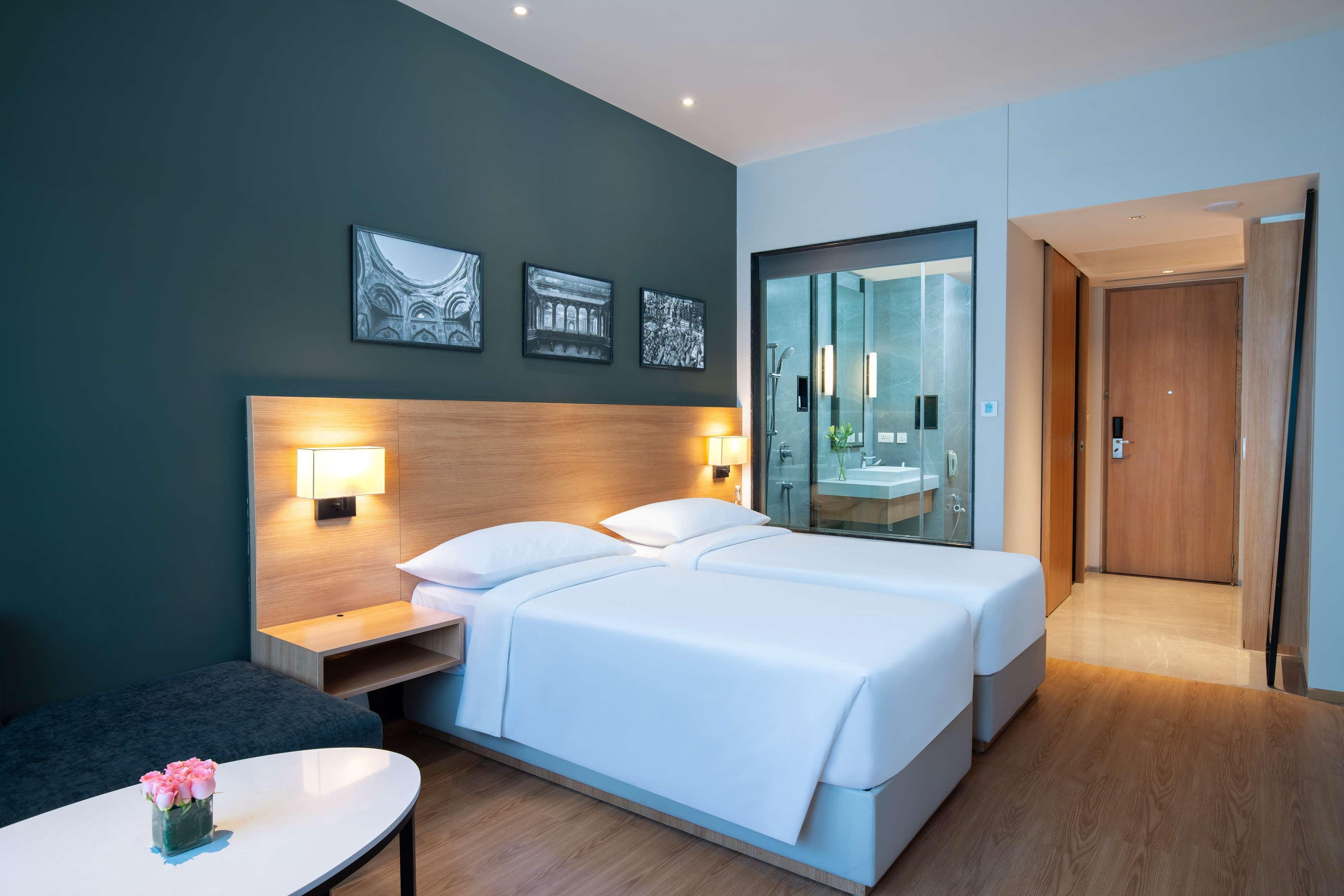 Park Inn By Radisson Gwalior Exterior photo
